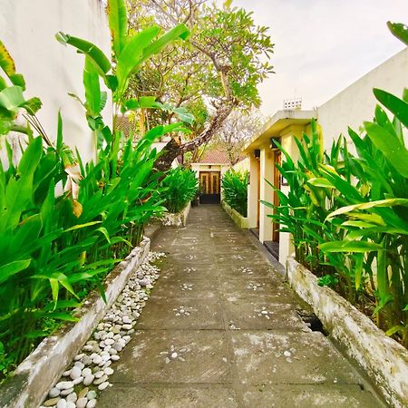 Private Pool Villas Kuta  Exterior photo
